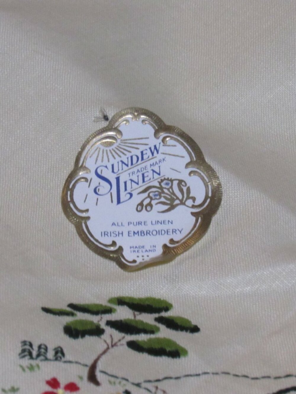 Vintage Sundew Linen Pure Irish Linen Tablecloth and Napkins Country Scenes U433